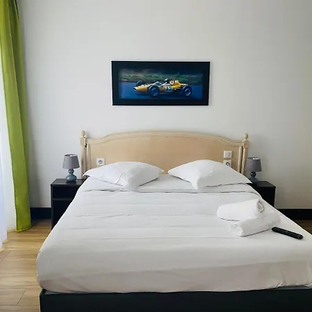 Enzo Centre Jourdan By Kyriad Direct 2* 리모주